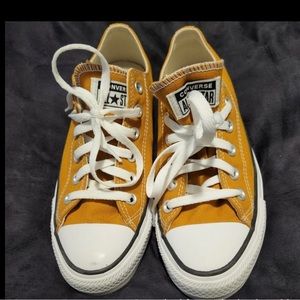 Converse women's size 8.5 or men's 6.5